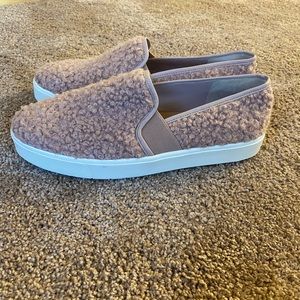Vince Sherpa Slip Ons